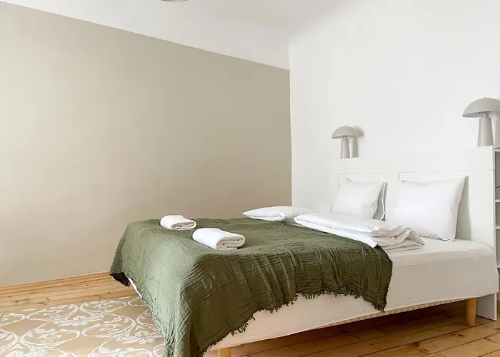 Апартаменты 1 Bd Old Town - 2 Min From Dome Church *